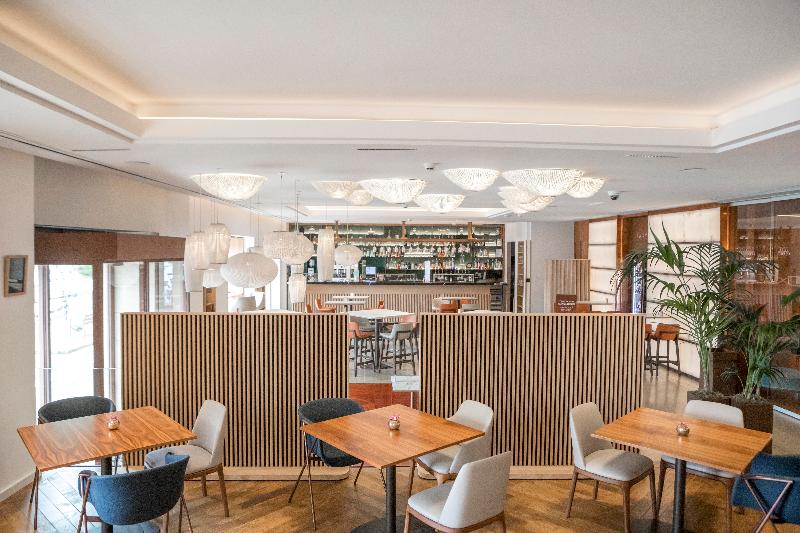 Lasala Plaza Hotel - Adults Only - Restoran