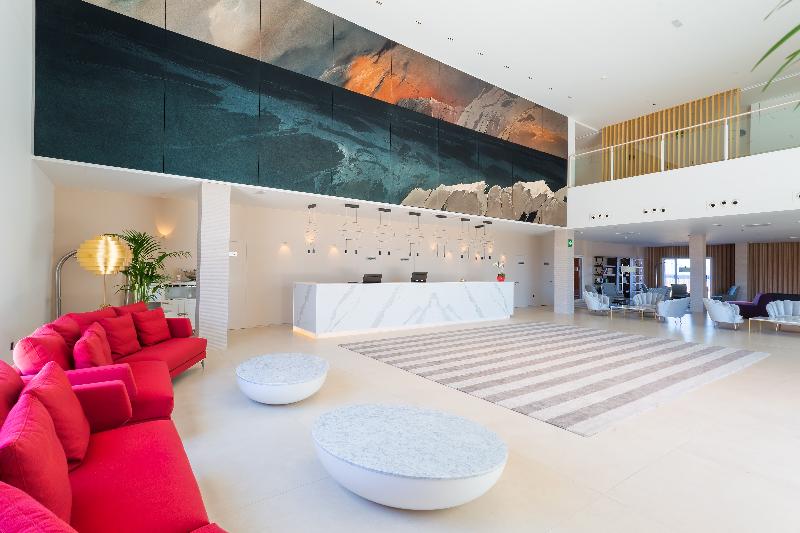 Hotel Lava Beach - Lobi