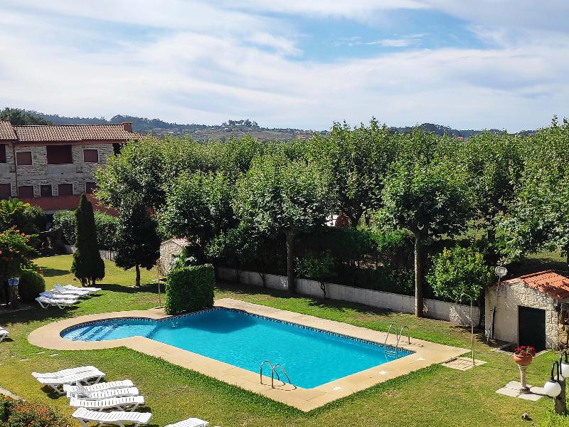Apartamentos Playa de la Lanzada 3000 - Havuz