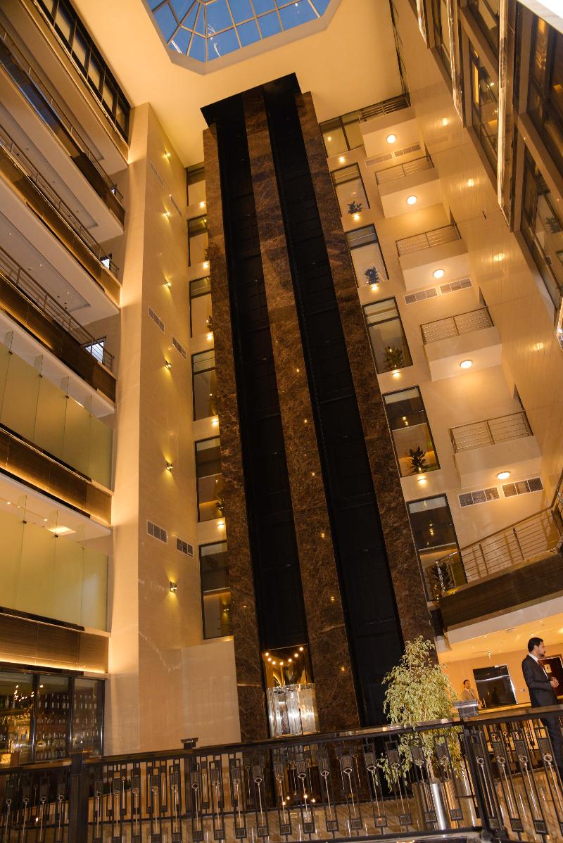 Warwick Al Khobar Hotel - Lobi