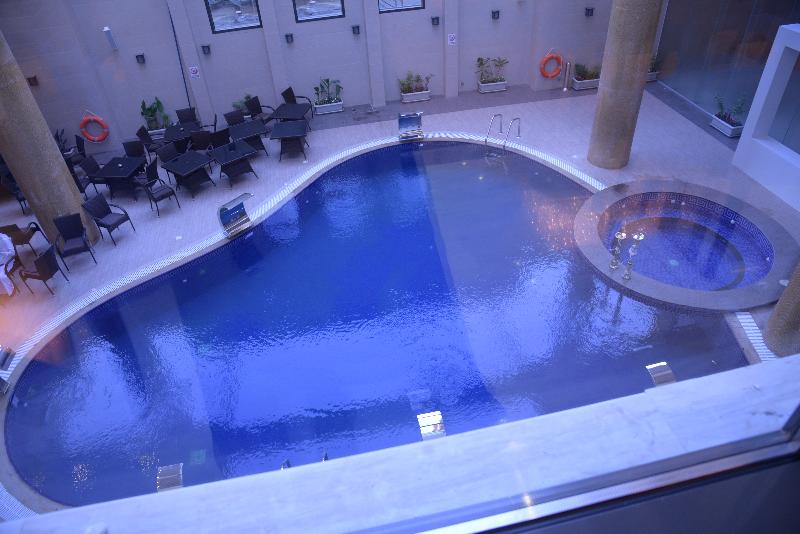Warwick Al Khobar Hotel - Havuz