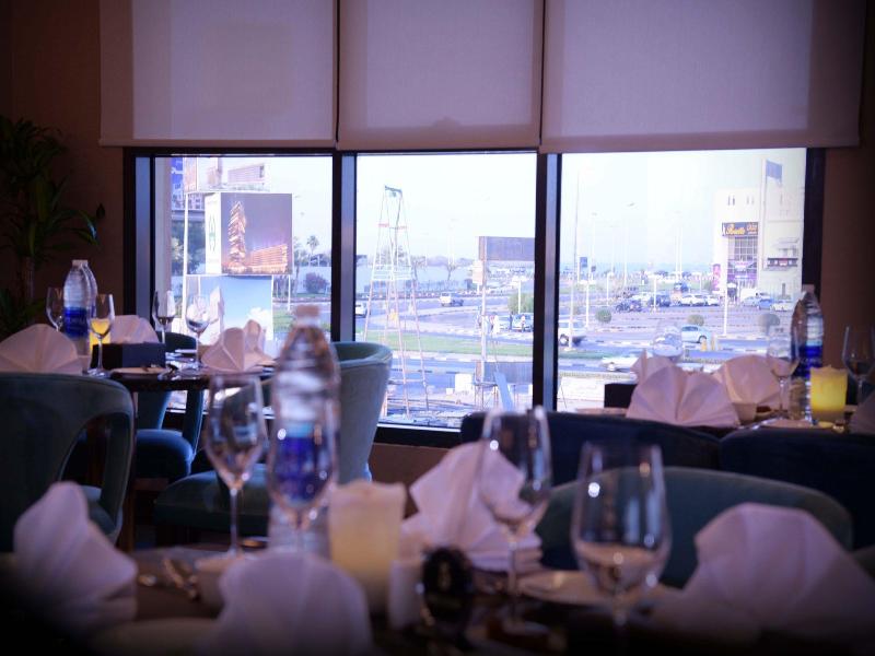 Warwick Al Khobar Hotel - Restoran