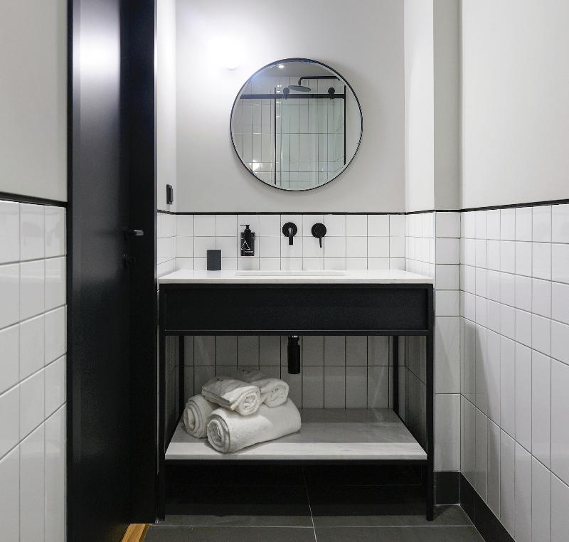 The Modernist - Oda