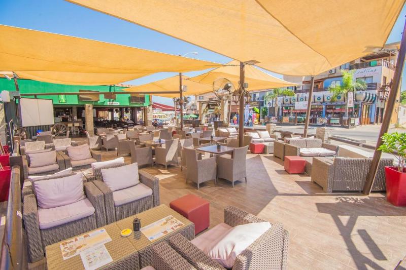Windmills Hotel Apts - Genel
