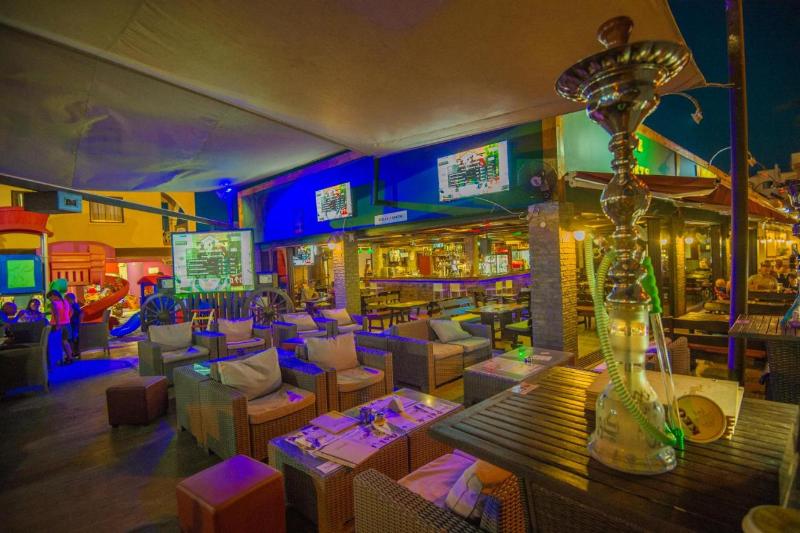 Windmills Hotel Apts - Genel