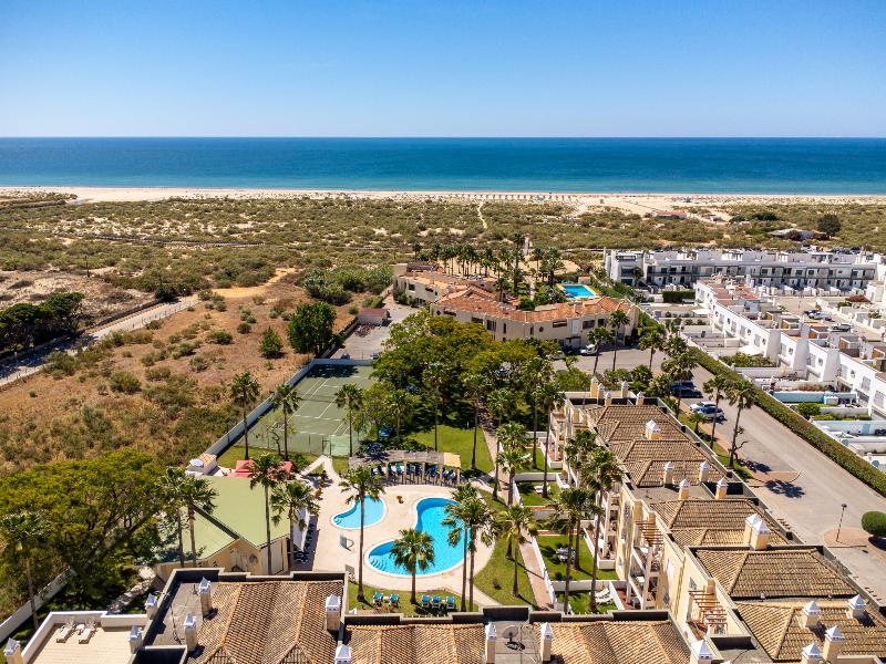 Praia da Lota Resort - Genel