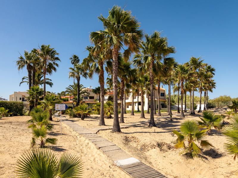 Praia da Lota Resort - Genel