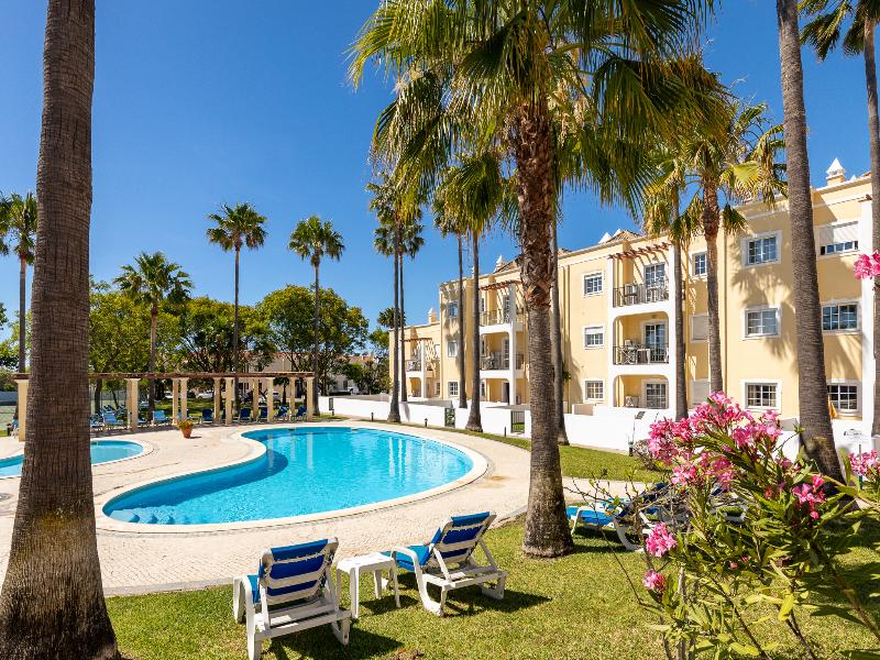Praia da Lota Resort - Genel