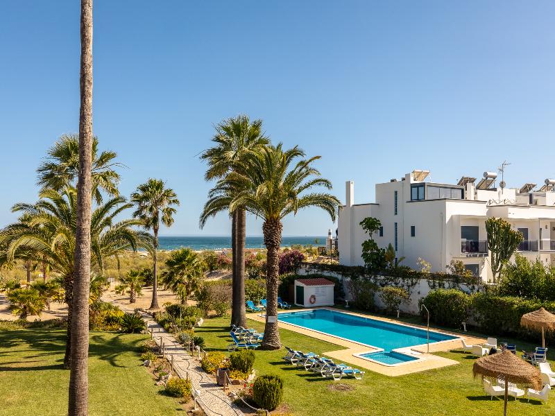 Praia da Lota Resort - Genel
