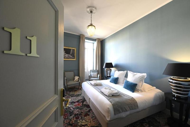 Grand Hotel HENRI - Oda