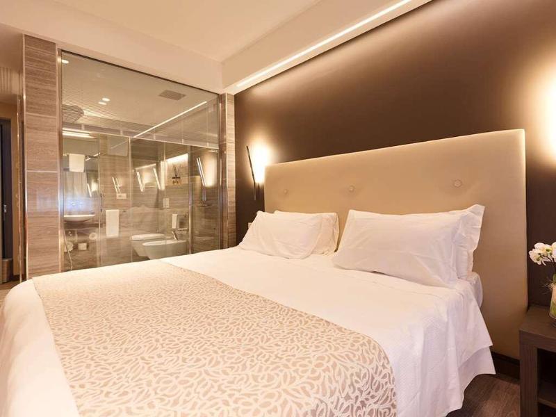 Smart Hotel King - Oda