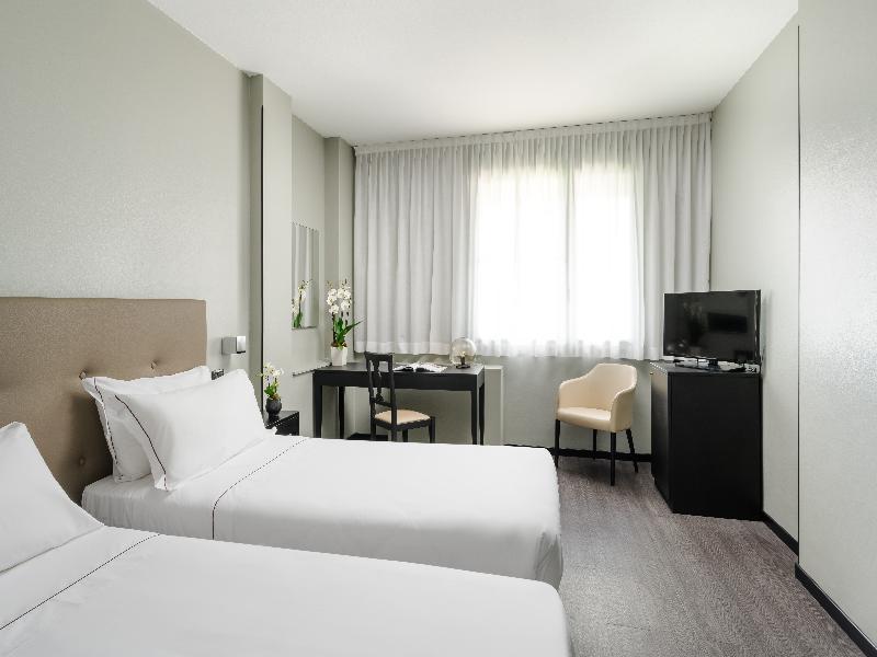 Smart Hotel King - Oda