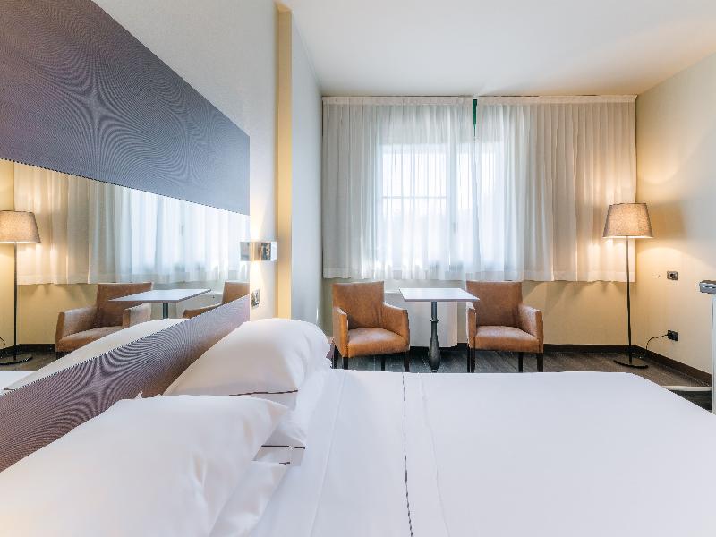 Smart Hotel King - Oda