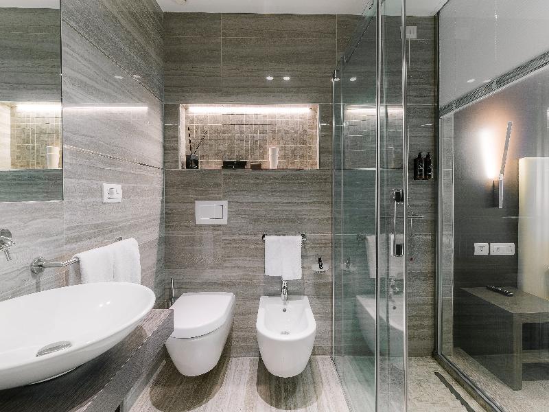 Smart Hotel King - Oda