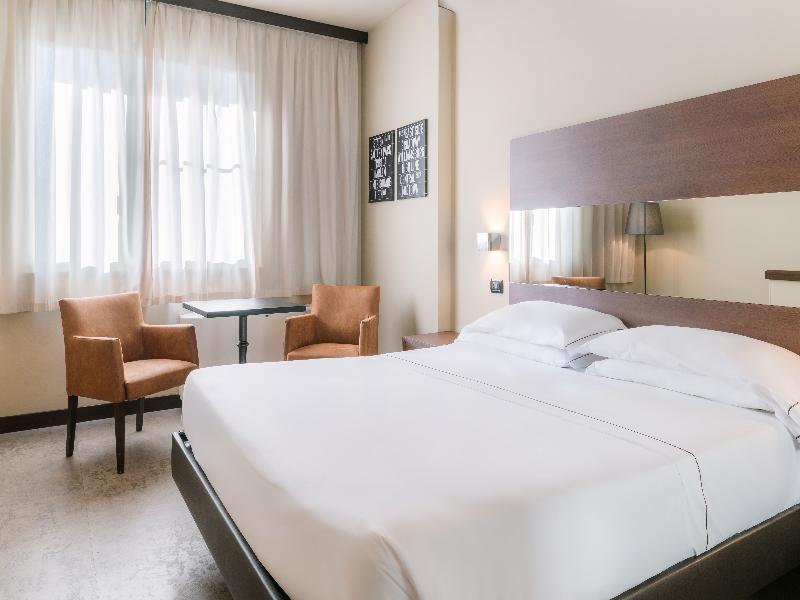 Smart Hotel King - Oda