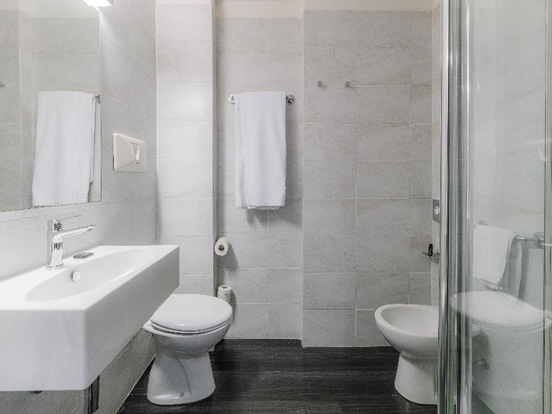 Smart Hotel King - Oda