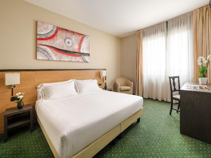 Smart Hotel King - Oda