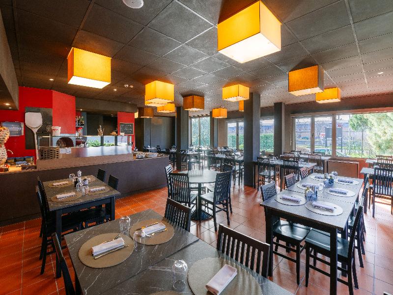 Smart Hotel King - Restoran