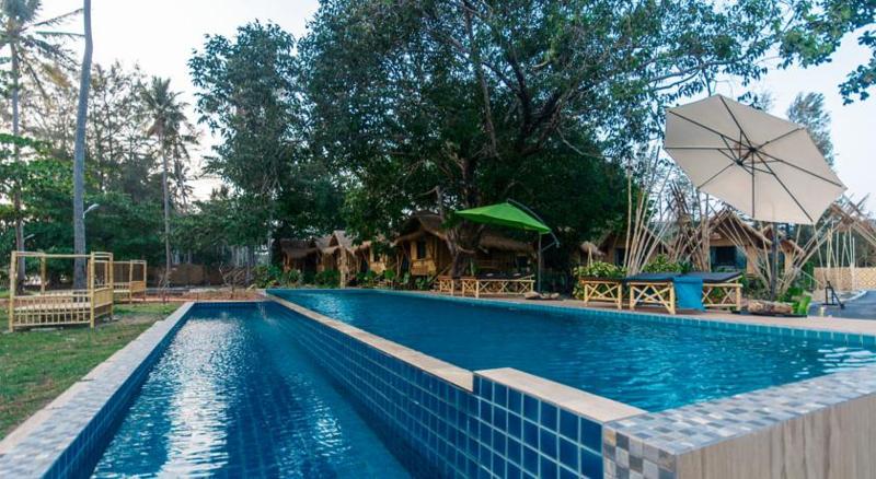 Anyavee Krabi Beach Resort - Havuz