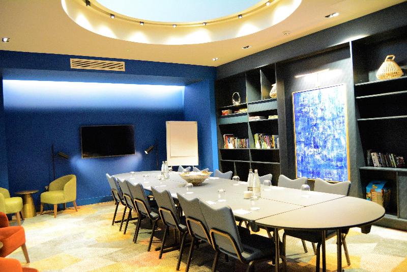 Staybridge Suites London - Heathrow Bath Road - Toplantı