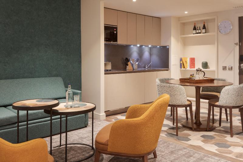 Staybridge Suites London - Heathrow Bath Road - Oda