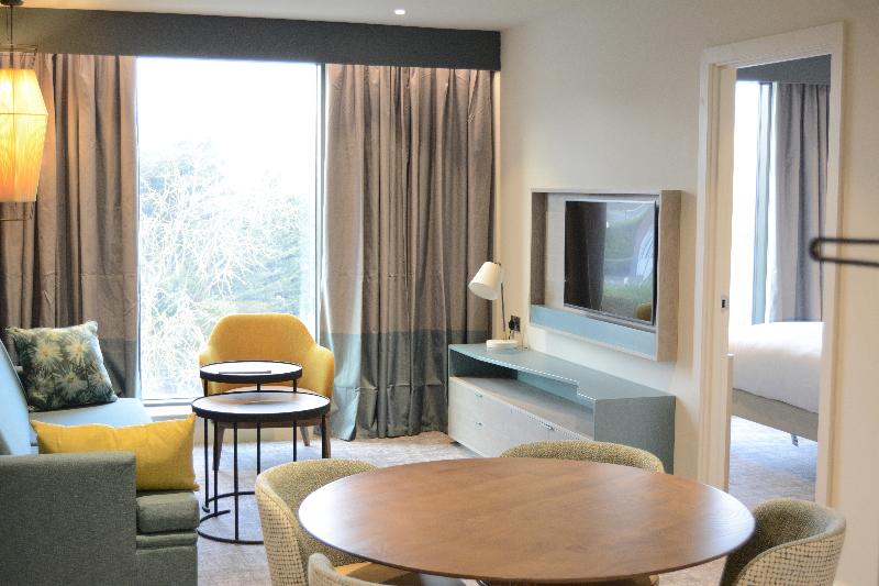 Staybridge Suites London - Heathrow Bath Road - Oda