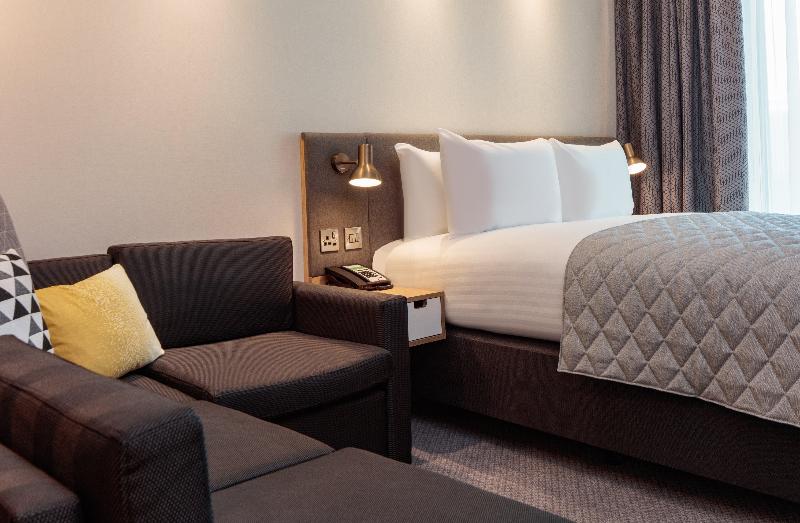 Holiday Inn London - Heathrow Bath Road - Oda