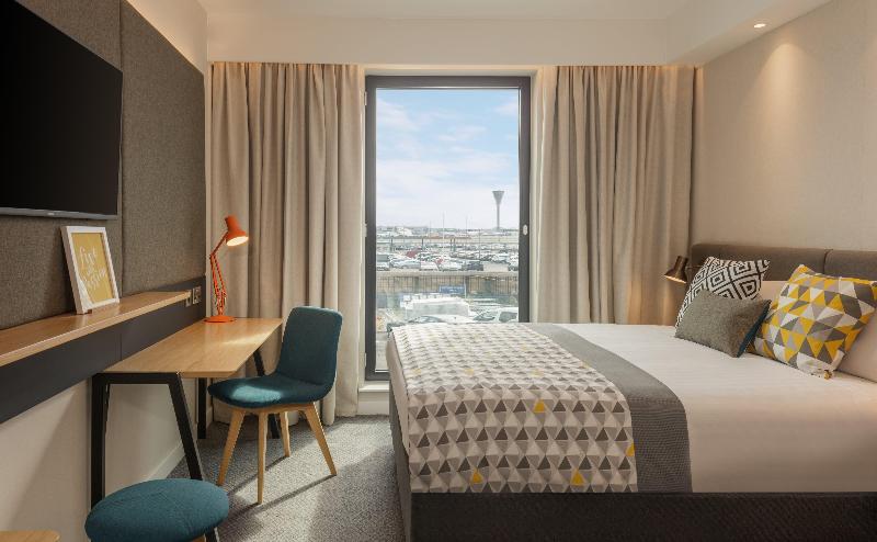 Holiday Inn London - Heathrow Bath Road - Oda