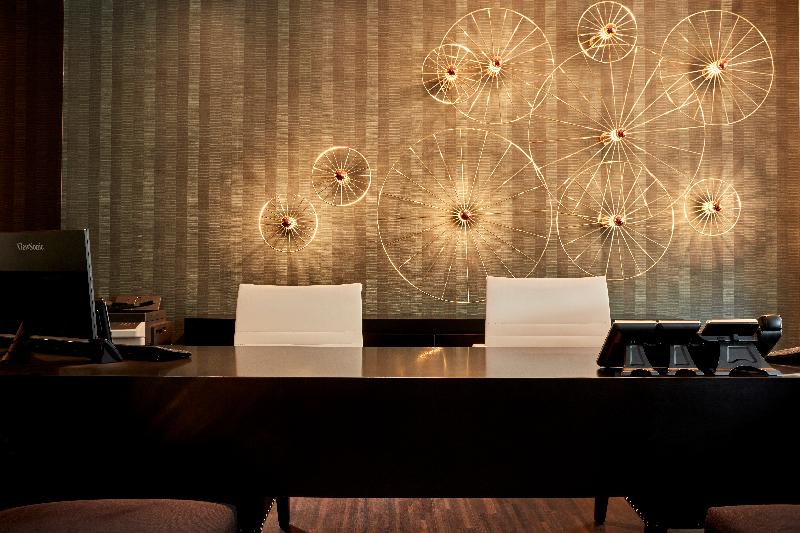 Azur Hotel - Lobi