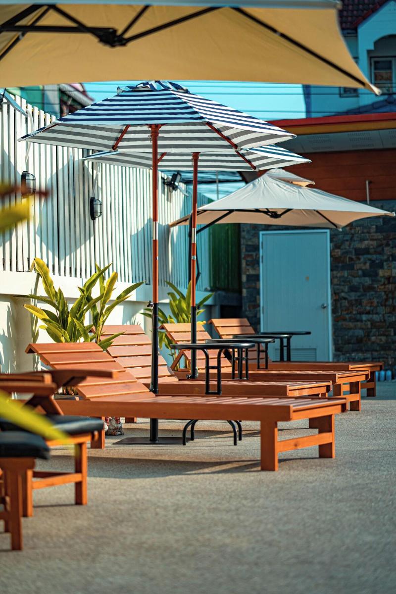 Blue Sky Residence Airport - Havuz