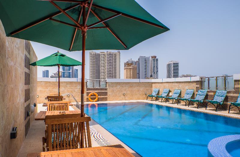 Crystal Plaza Al Majaz Ex Tulip inn al Khan Hotel - Havuz