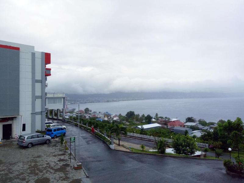 Hotel Santika Luwuk - Genel