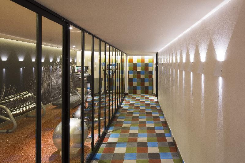 Hotel D - Genel