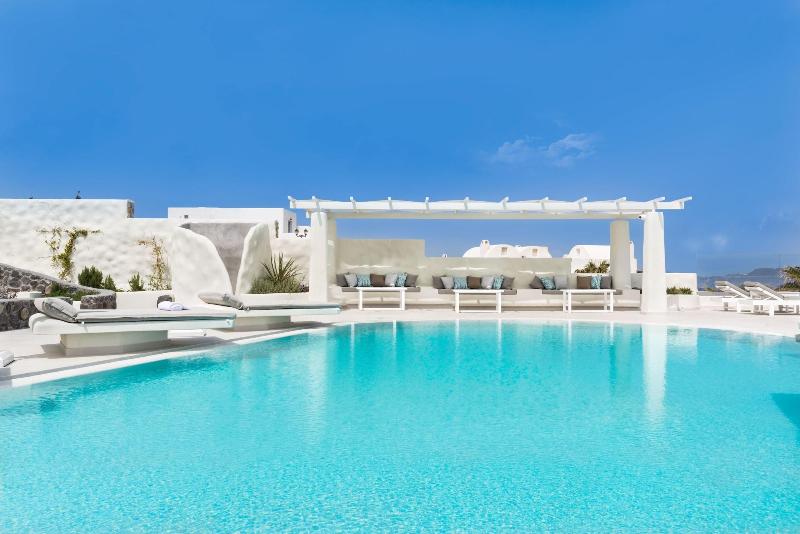 Elements of Caldera Suites - Aktivite