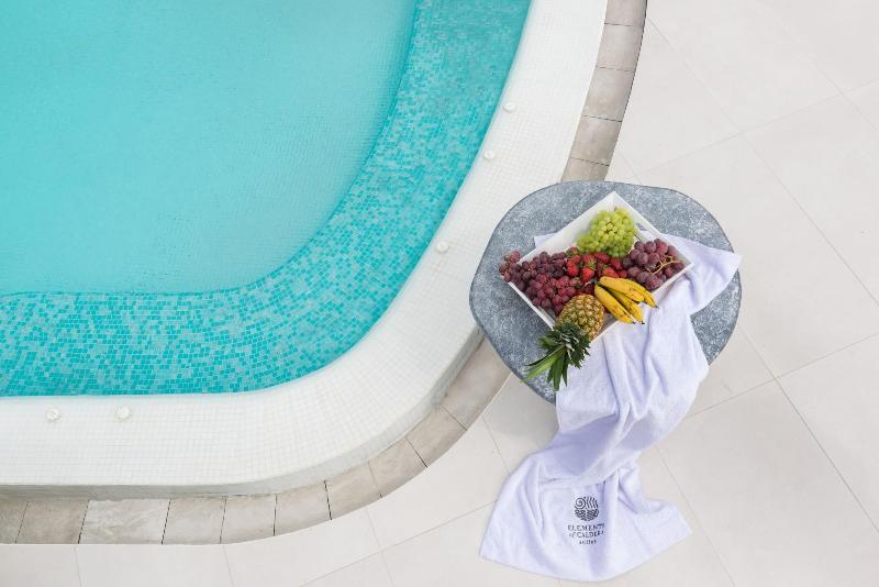Elements of Caldera Suites - Aktivite