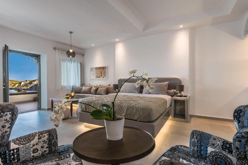Elements of Caldera Suites - Oda