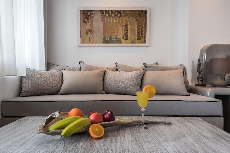 Elements of Caldera Suites - Oda