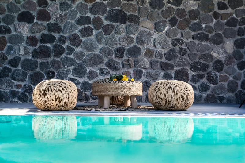 Elements of Caldera Suites - Oda