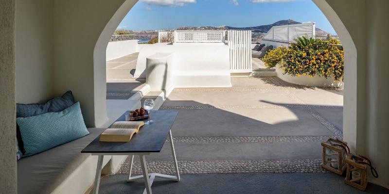 Elements of Caldera Suites - Oda