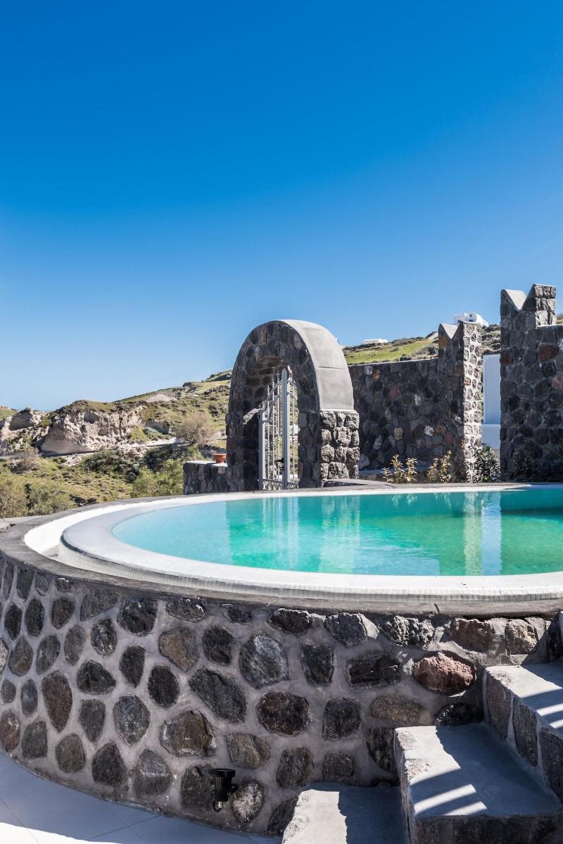 Elements of Caldera Suites - Oda