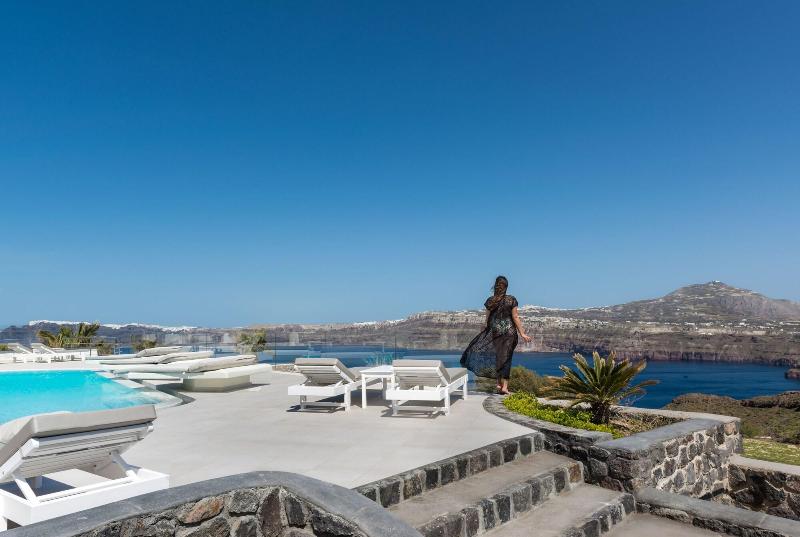 Elements of Caldera Suites - Teras