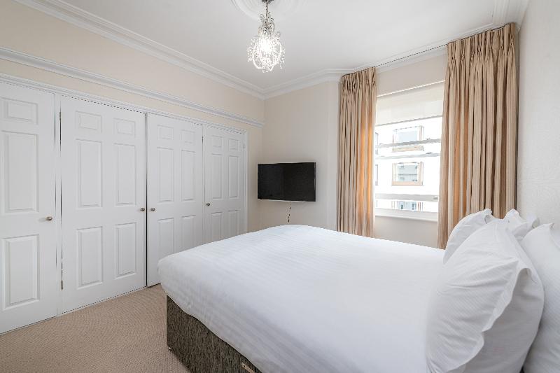 Chesham Court - Oda