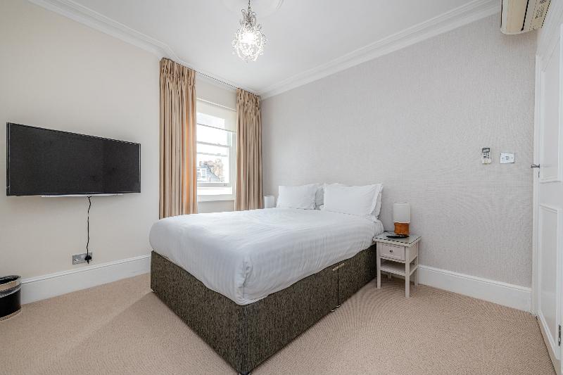 Chesham Court - Oda