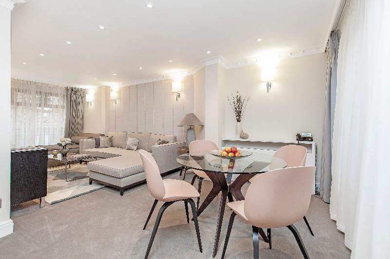 Mayfair House - Oda