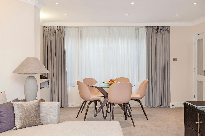 Mayfair House - Oda