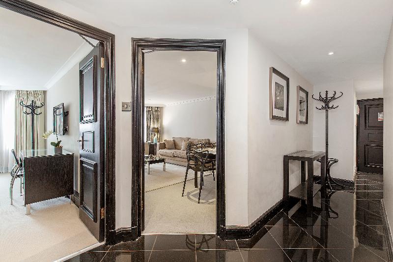 Mayfair House - Oda