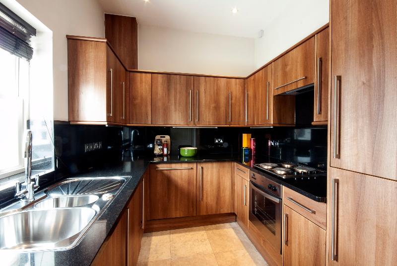 Queensgate Court - Genel