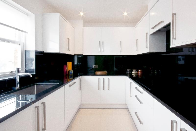 Queensgate Court - Genel