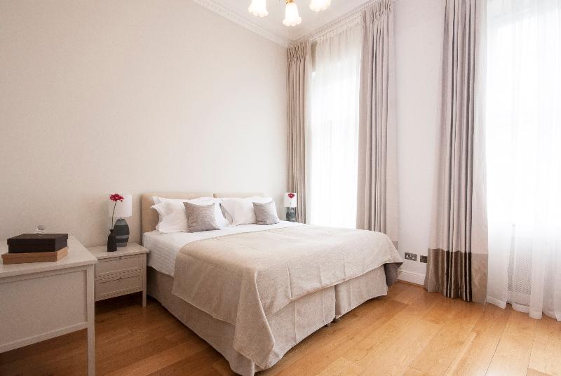 Queensgate Court - Oda