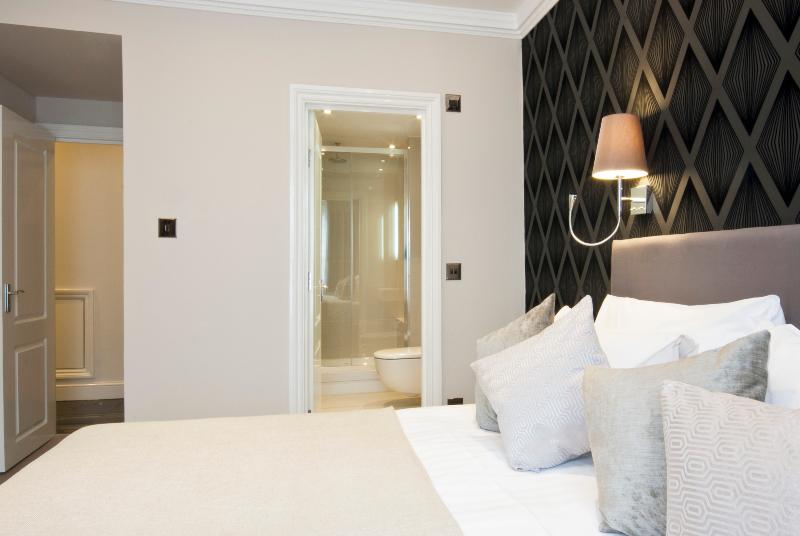 Queensgate Court - Oda